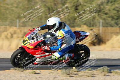 media/Dec-07-2024-CVMA (Sat) [[21c5f1ef85]]/Race 11-Amateur Supersport Open/